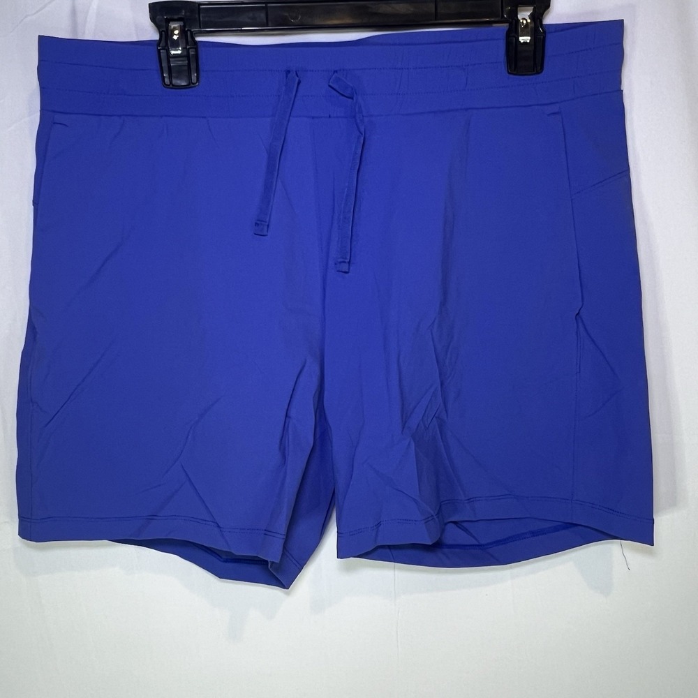 Tuff Athletics Women's XL Royal Blue Shorts 5" 4 Way Stretch Spring Summer